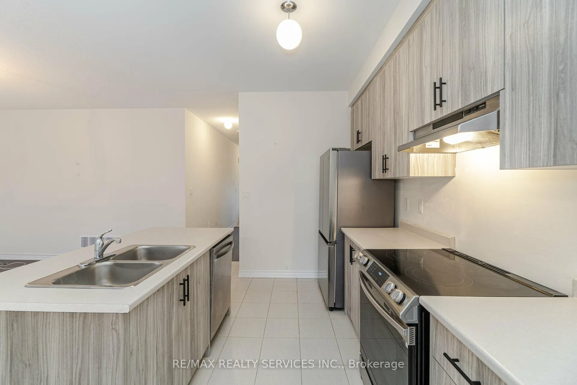Photo 6 of 77 Tumblewood Place, Welland, Dain City — HOMEH