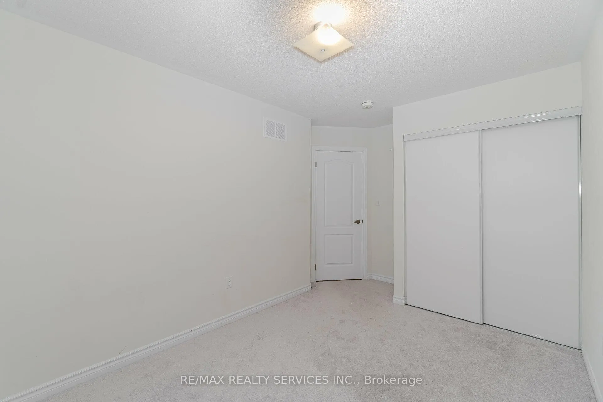 Photo 23 of 77 Tumblewood Place, Welland, Dain City — HOMEH