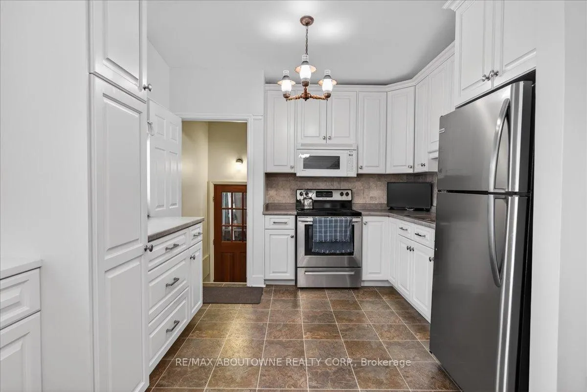Photo 8 of 17 Oakmount Road, Welland, Prince Charles — HOMEH