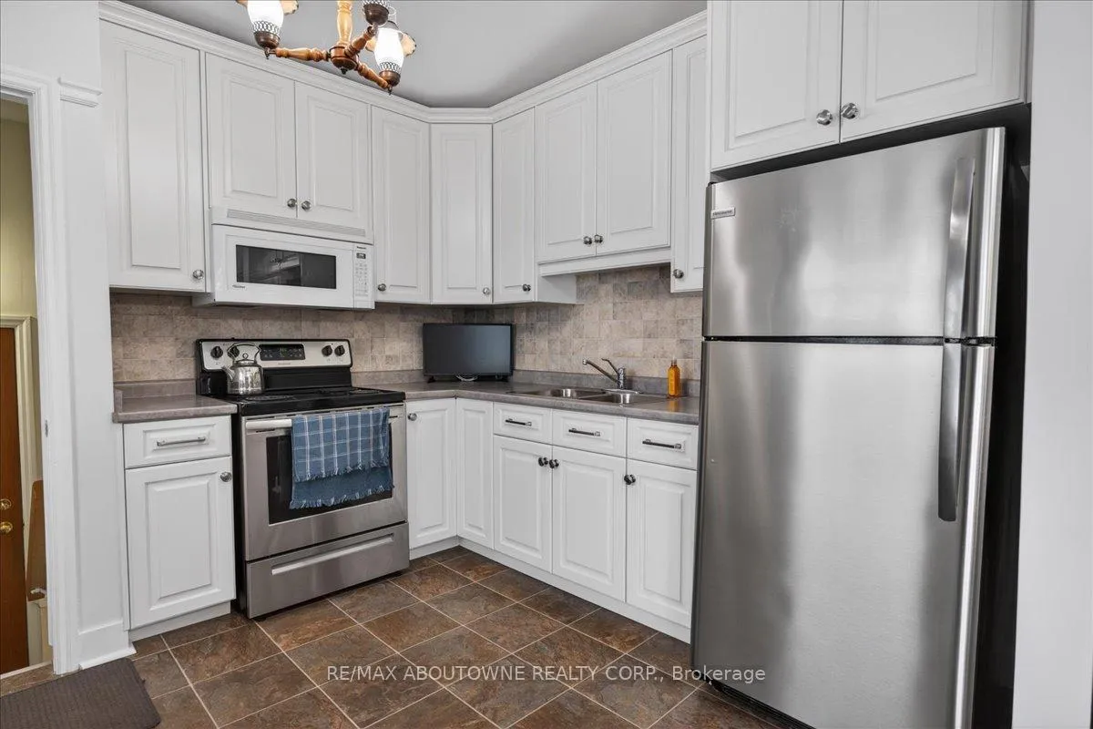 Photo 9 of 17 Oakmount Road, Welland, Prince Charles — HOMEH