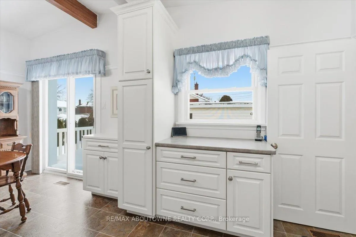 Photo 11 of 17 Oakmount Road, Welland, Prince Charles — HOMEH