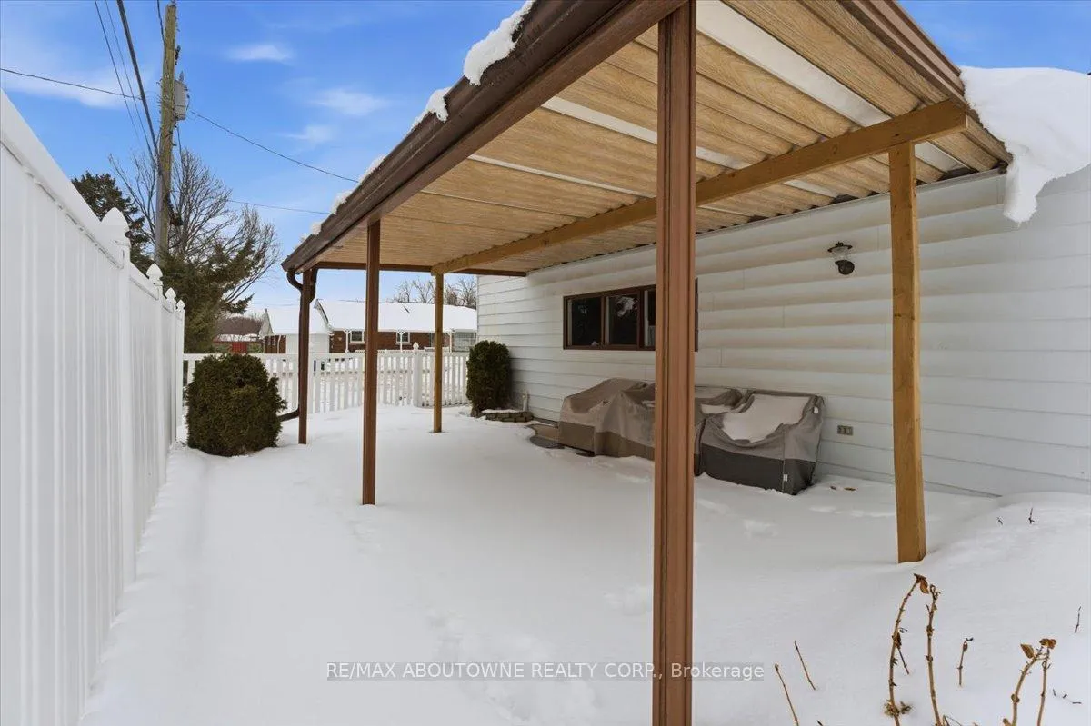 Photo 38 of 17 Oakmount Road, Welland, Prince Charles — HOMEH