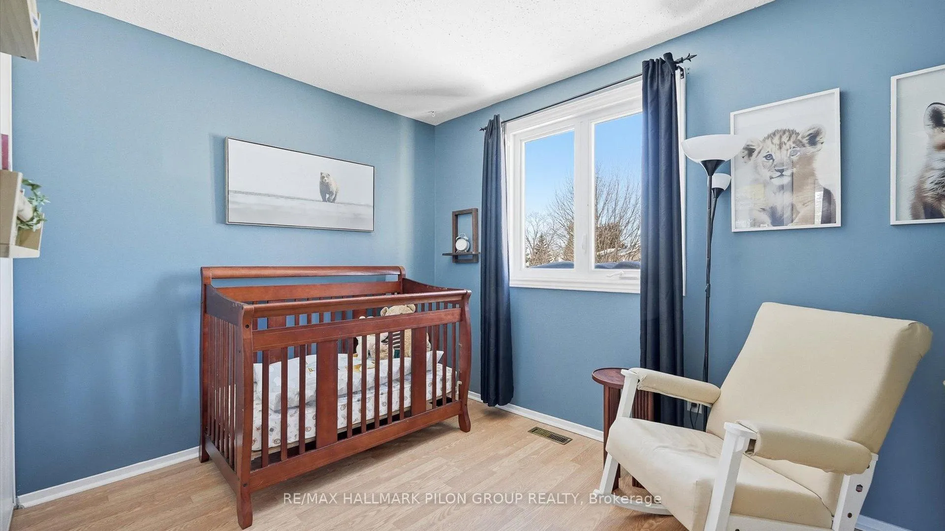 Photo 13 of 1853 Brousseau Crescent, Ottawa, Chateauneuf — HOMEH