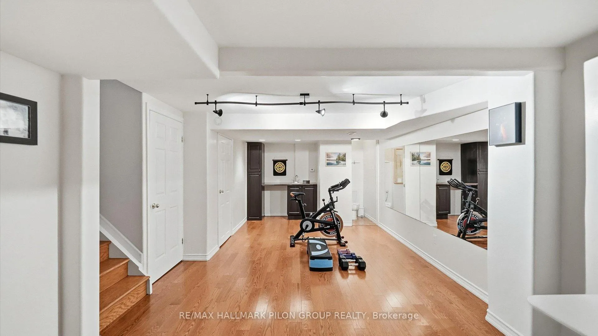 Photo 16 of 1853 Brousseau Crescent, Ottawa, Chateauneuf — HOMEH