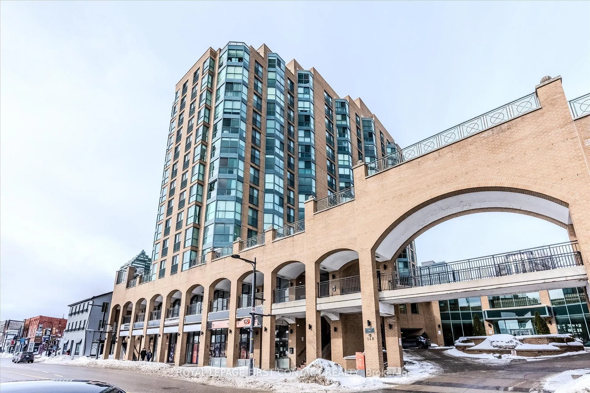 Photo 3 of Unit 808, 140 Dunlop Street E, Barrie, City Centre — HOMEH
