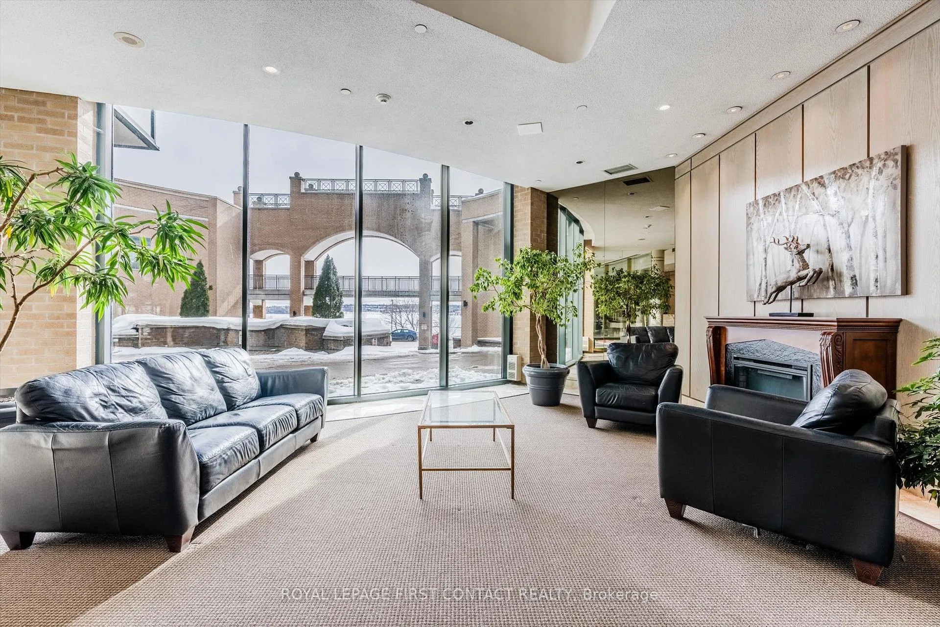 Photo 7 of Unit 808, 140 Dunlop Street E, Barrie, City Centre — HOMEH