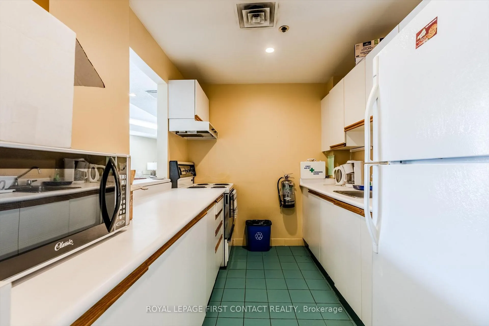 Photo 34 of Unit 808, 140 Dunlop Street E, Barrie, City Centre — HOMEH