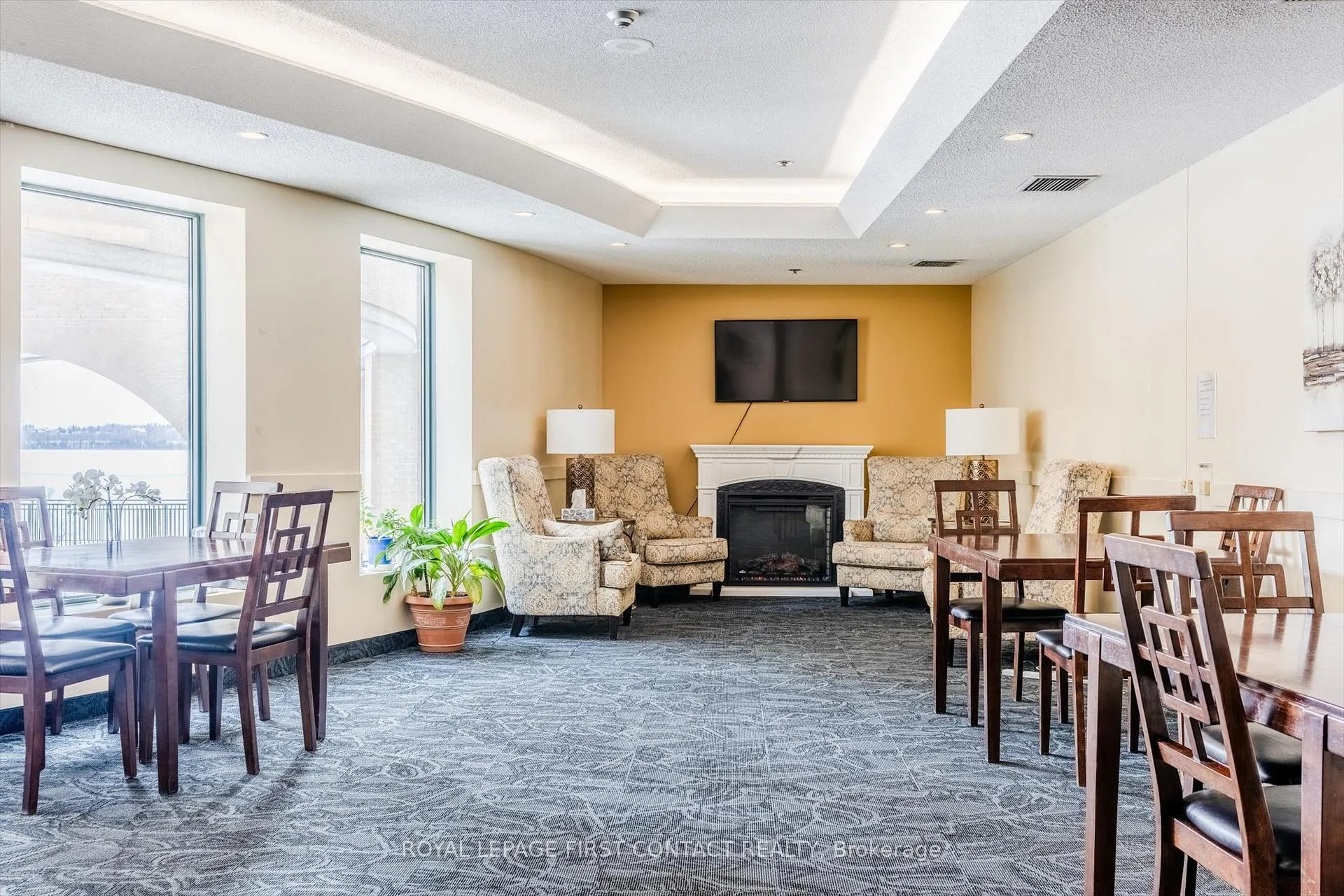 Photo 35 of Unit 808, 140 Dunlop Street E, Barrie, City Centre — HOMEH