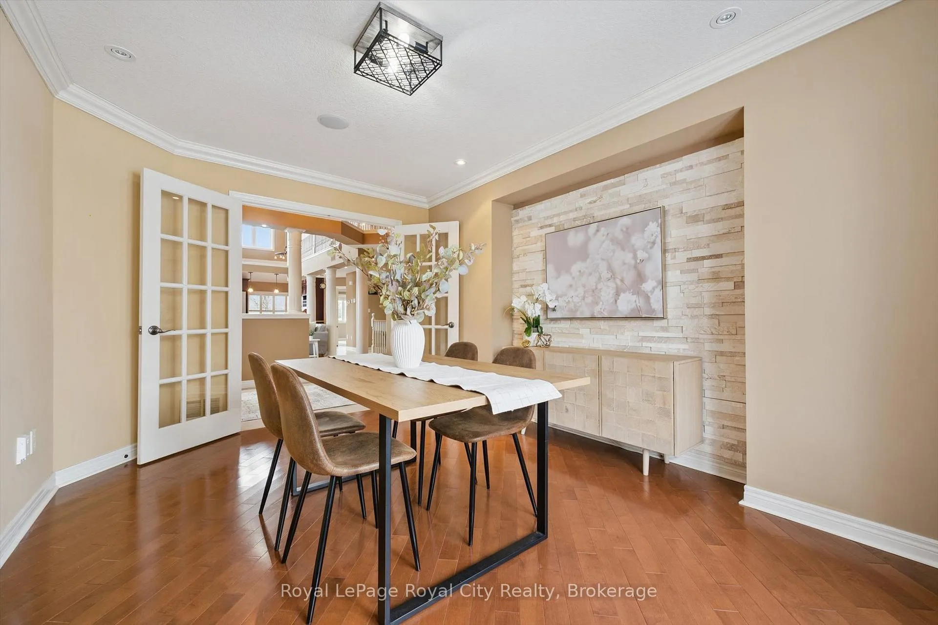 Photo 8 of 108 McArthur Crescent, Guelph, Pineridge/Westminster Woods — HOMEH