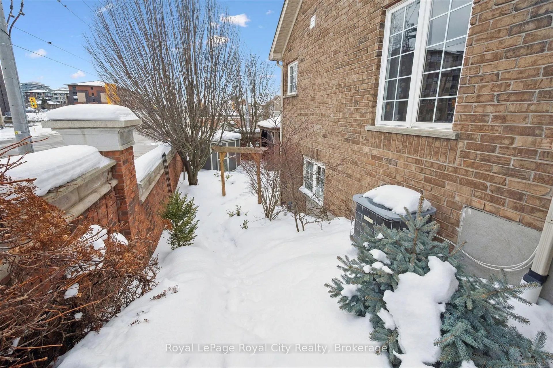 Photo 44 of 108 McArthur Crescent, Guelph, Pineridge/Westminster Woods — HOMEH