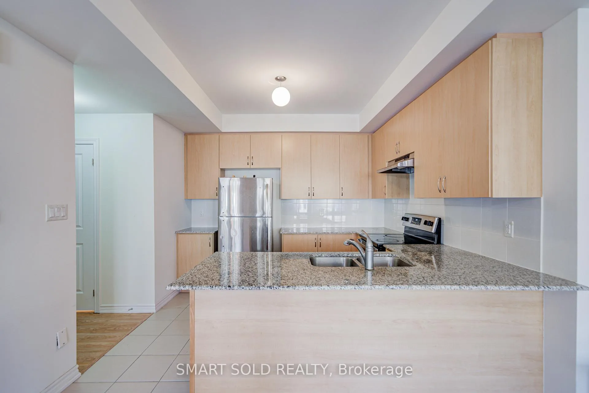 Photo 10 of 133 Frederick Wilson Avenue, Markham, Cornell — HOMEH