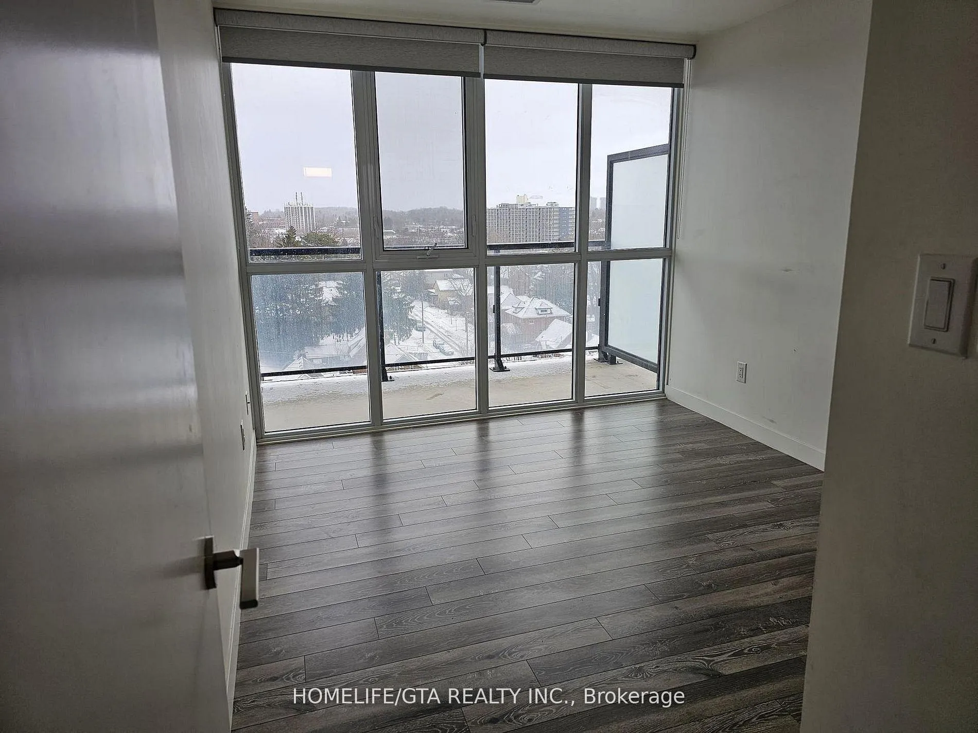 Photo 3 of Unit 811, 128 King Street N, Waterloo, Downtown Waterloo — HOMEH