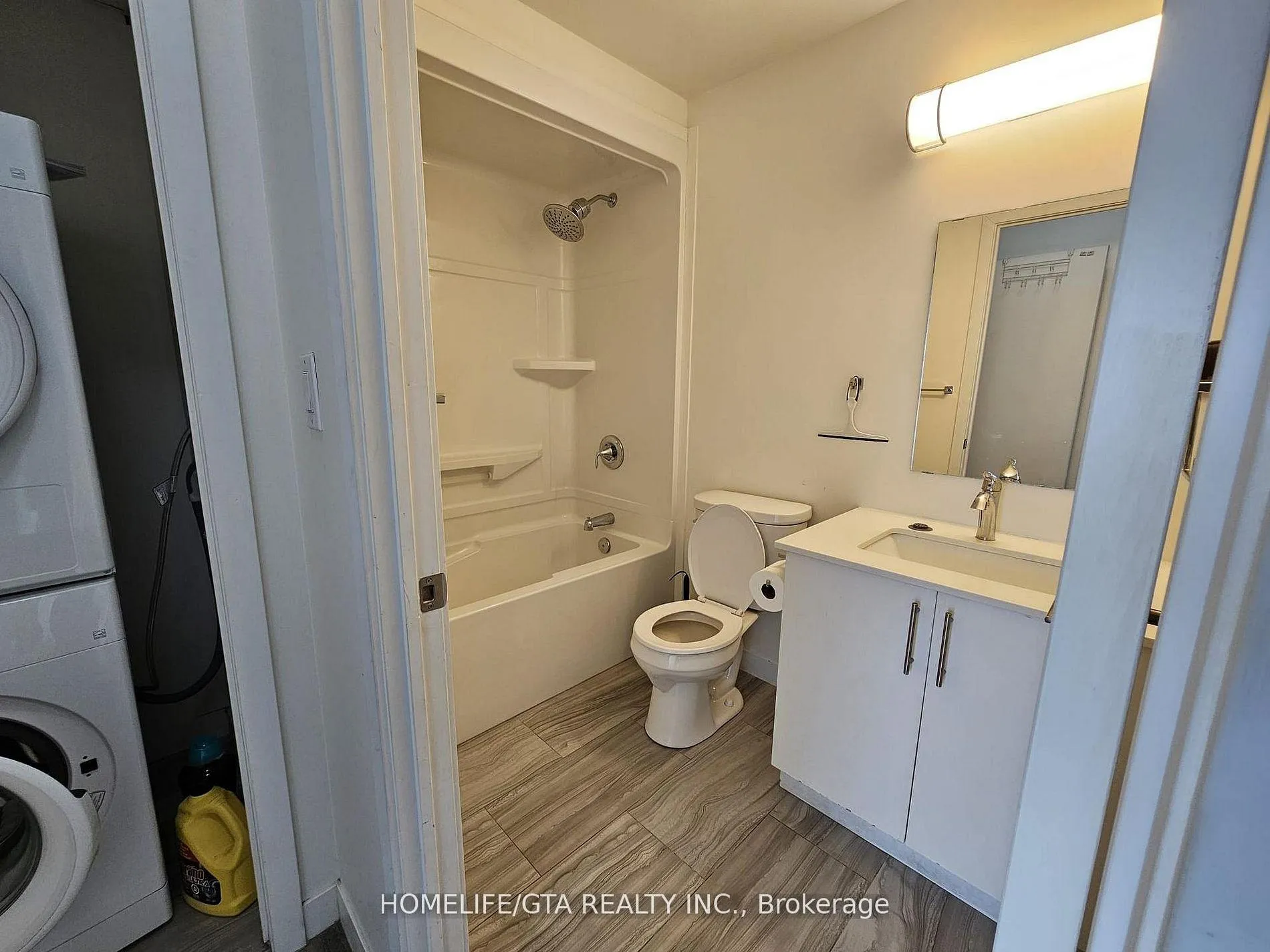 Photo 8 of Unit 811, 128 King Street N, Waterloo, Downtown Waterloo — HOMEH