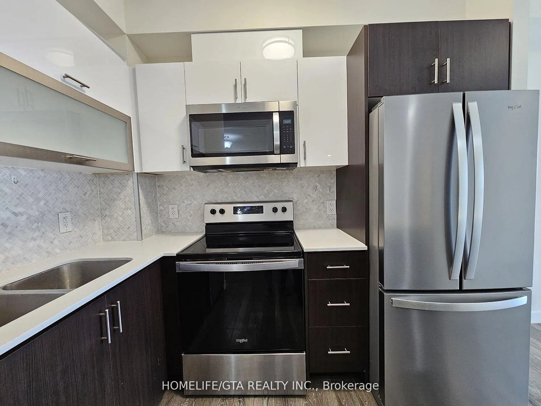 Photo 18 of Unit 811, 128 King Street N, Waterloo, Downtown Waterloo — HOMEH