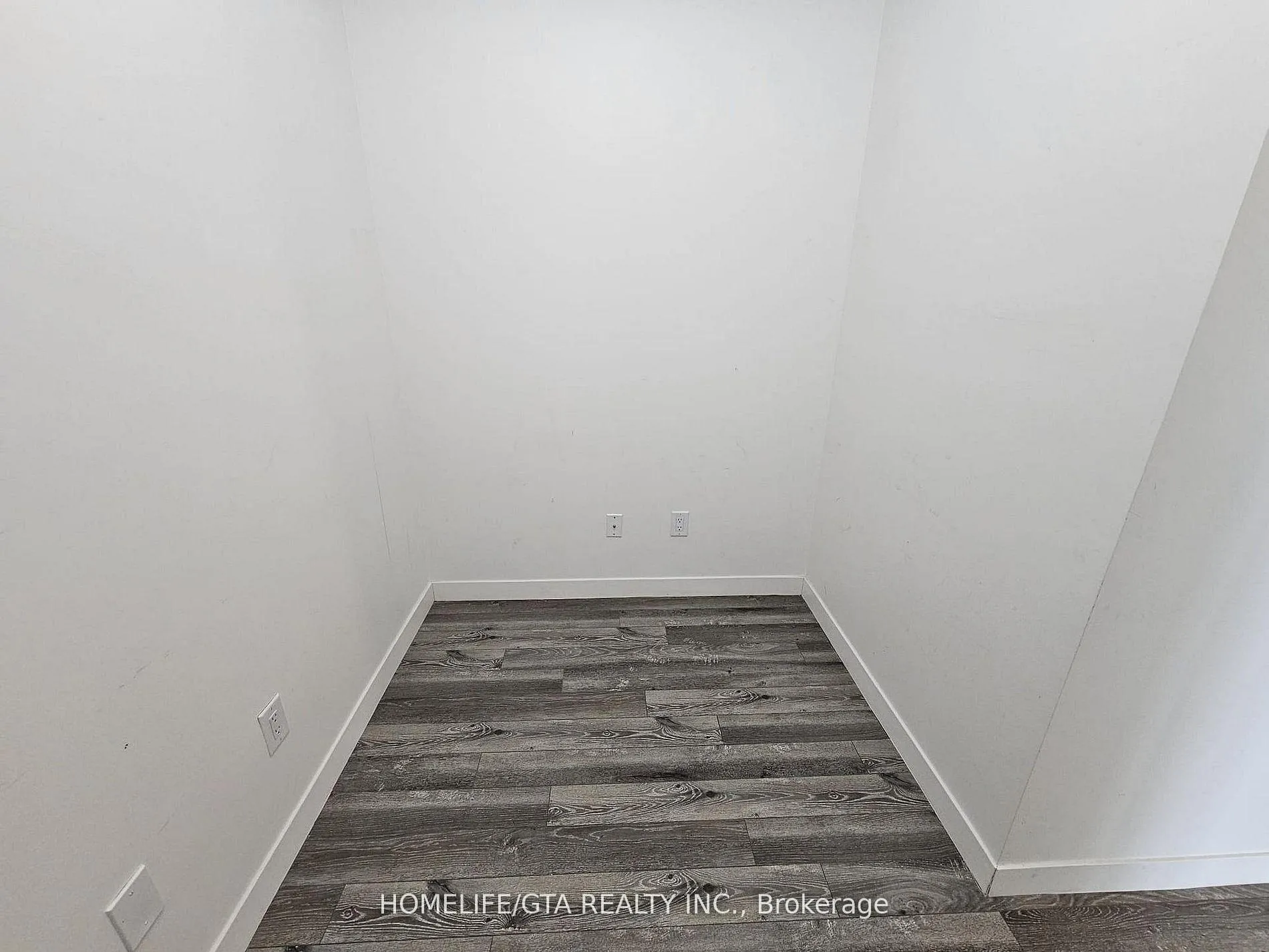 Photo 24 of Unit 811, 128 King Street N, Waterloo, Downtown Waterloo — HOMEH