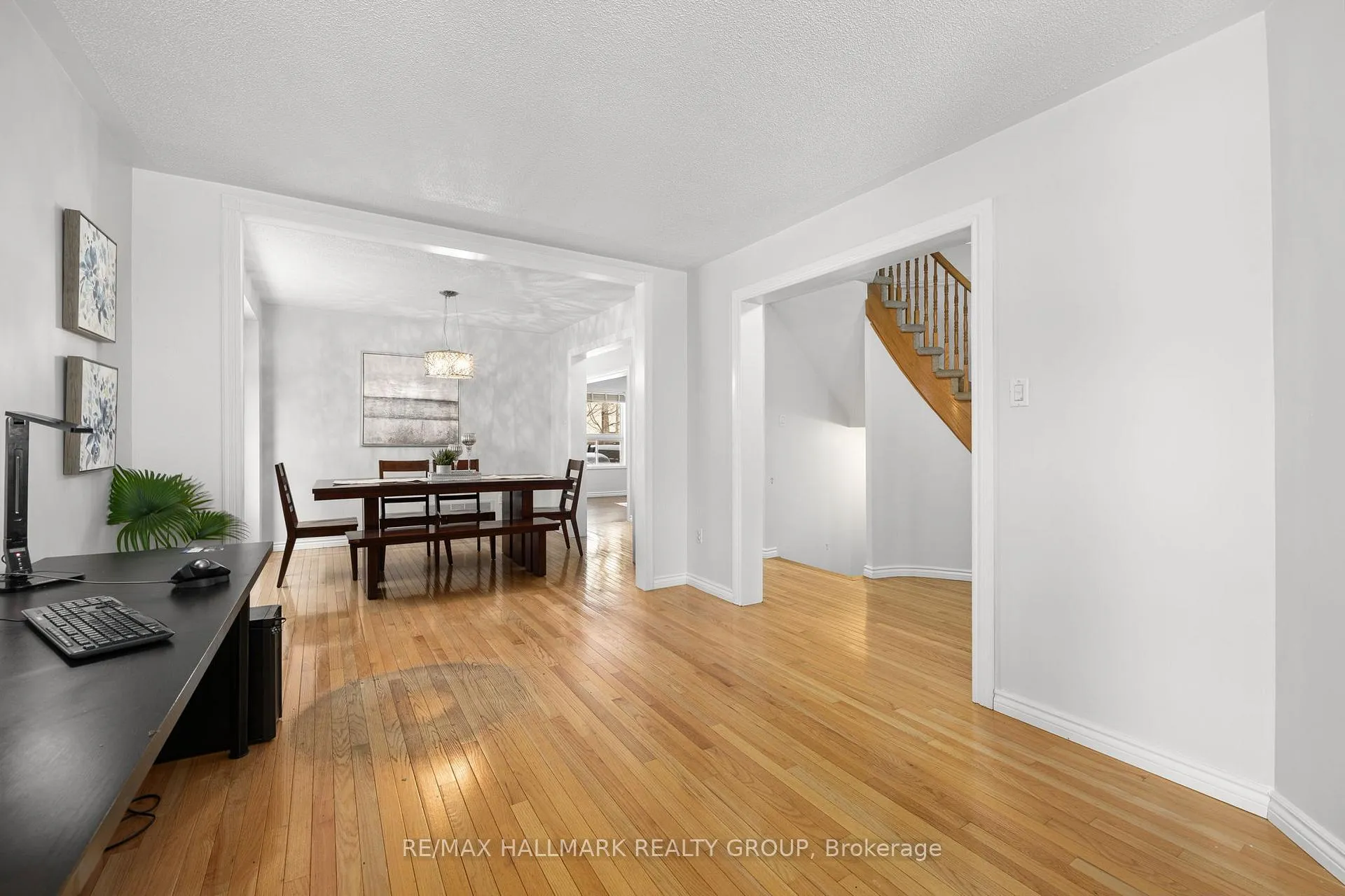 Photo 5 of 60 Ipswich Terrace, Ottawa, Kanata - Morgan's Grant/South March — HOMEH