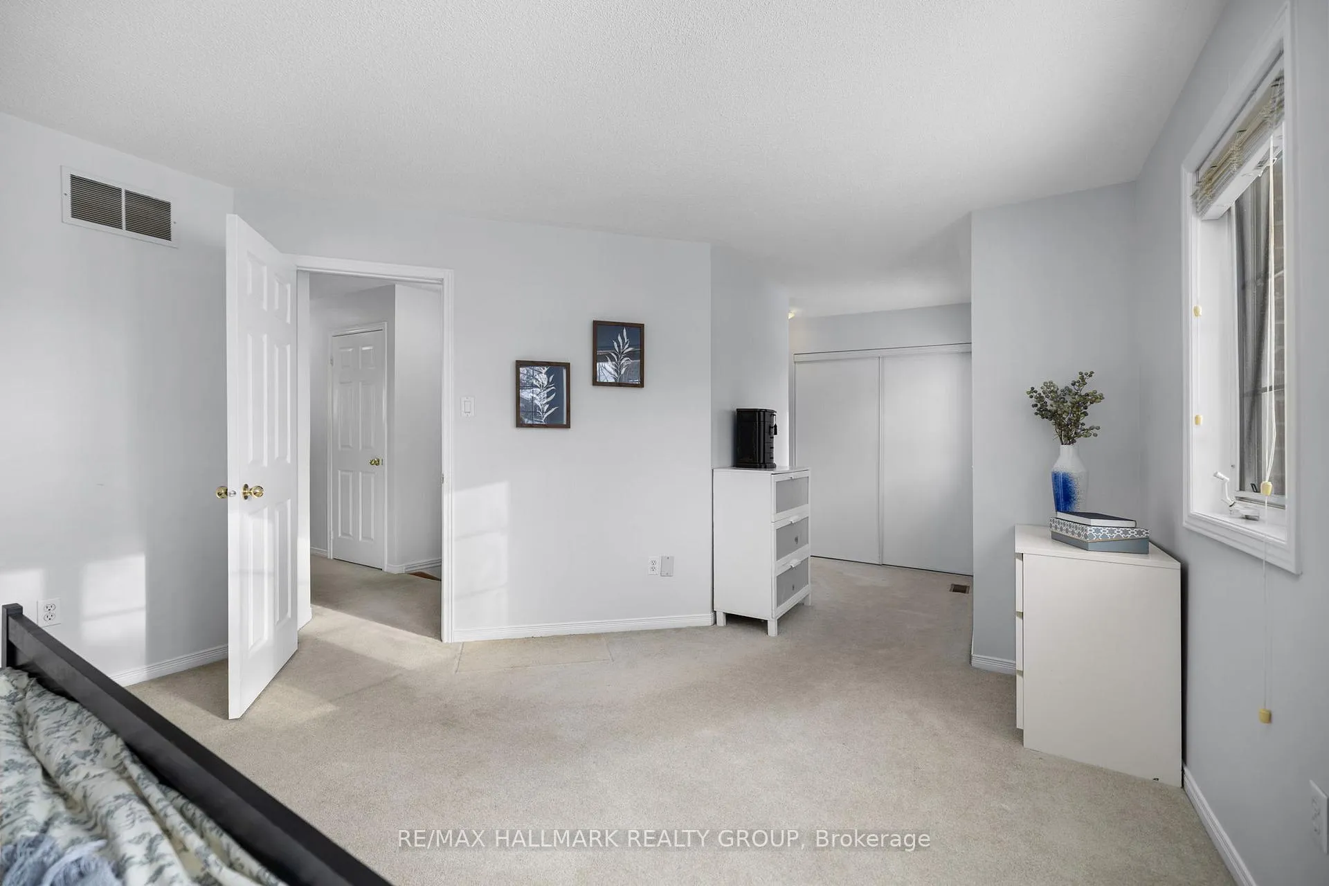 Photo 18 of 60 Ipswich Terrace, Ottawa, Kanata - Morgan's Grant/South March — HOMEH