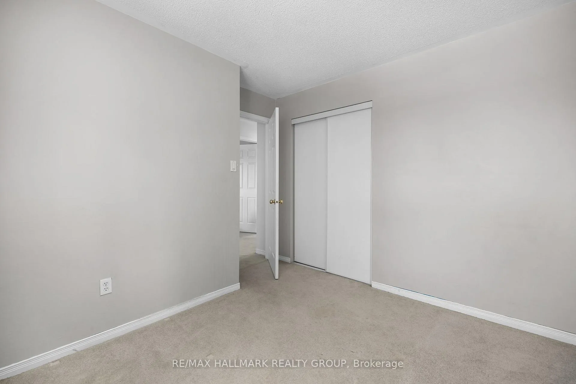 Photo 25 of 60 Ipswich Terrace, Ottawa, Kanata - Morgan's Grant/South March — HOMEH