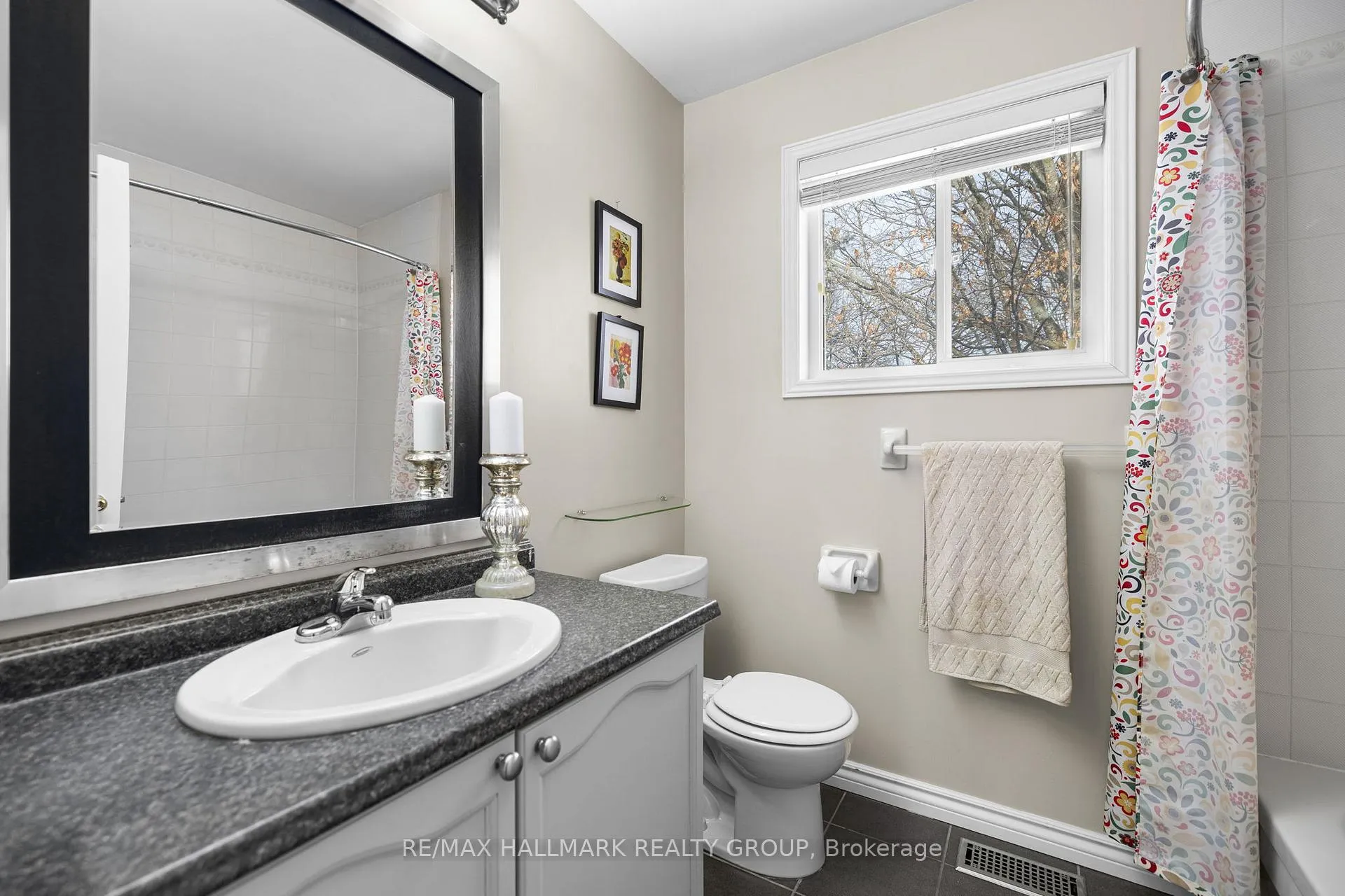 Photo 26 of 60 Ipswich Terrace, Ottawa, Kanata - Morgan's Grant/South March — HOMEH