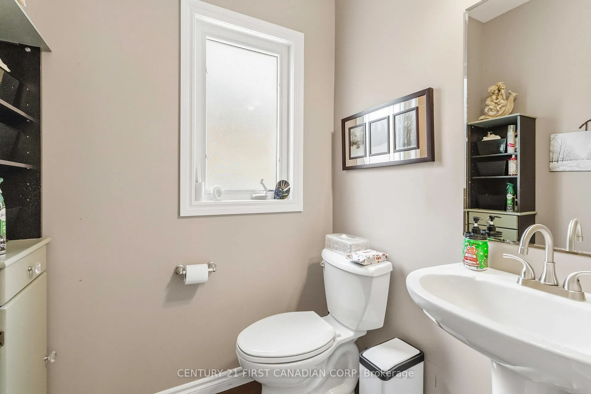 Photo 4 of 89 Marriott Place, Brant, Paris — HOMEH