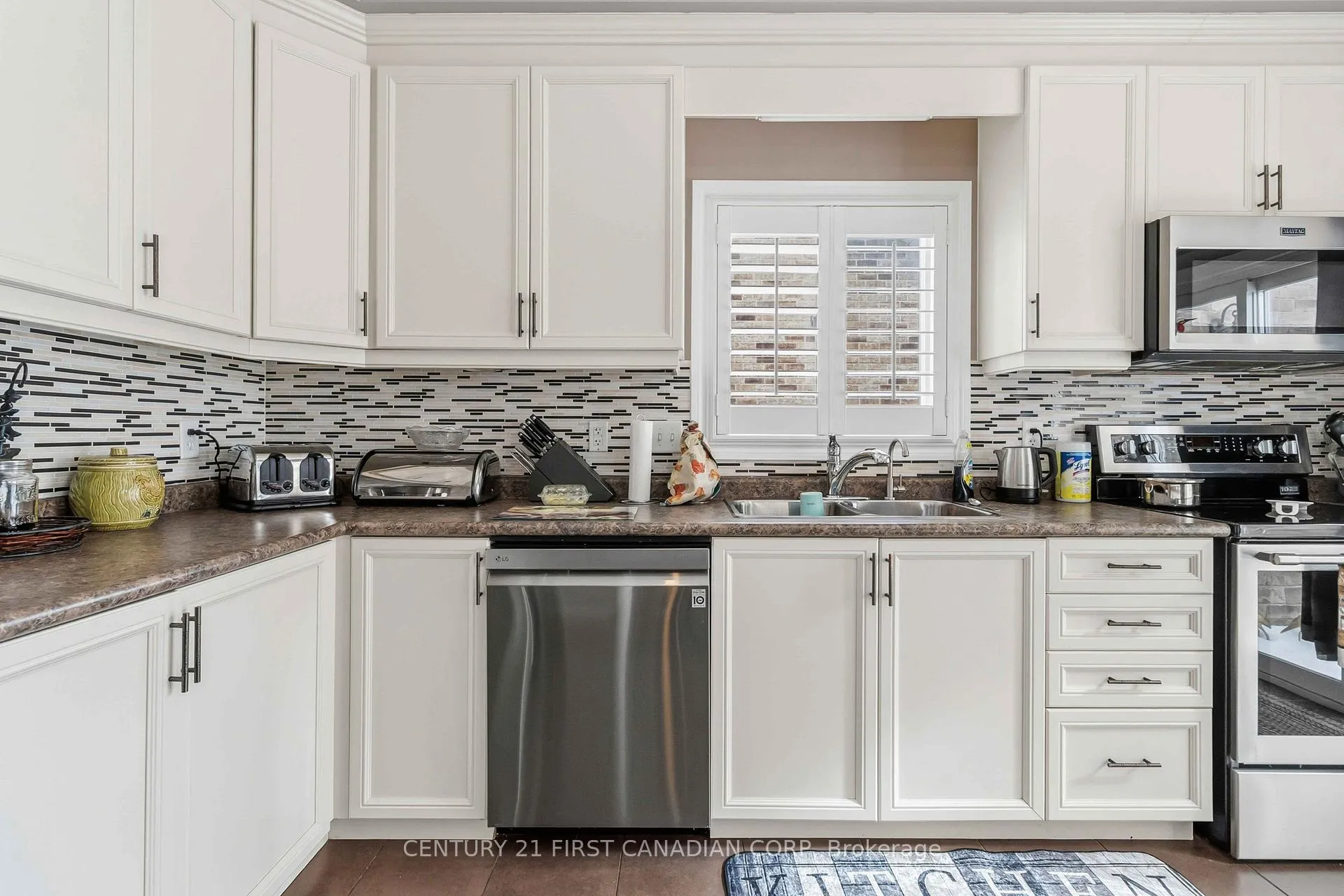 Photo 10 of 89 Marriott Place, Brant, Paris — HOMEH