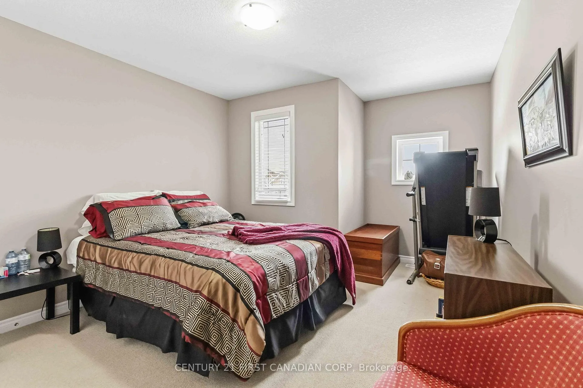 Photo 19 of 89 Marriott Place, Brant, Paris — HOMEH