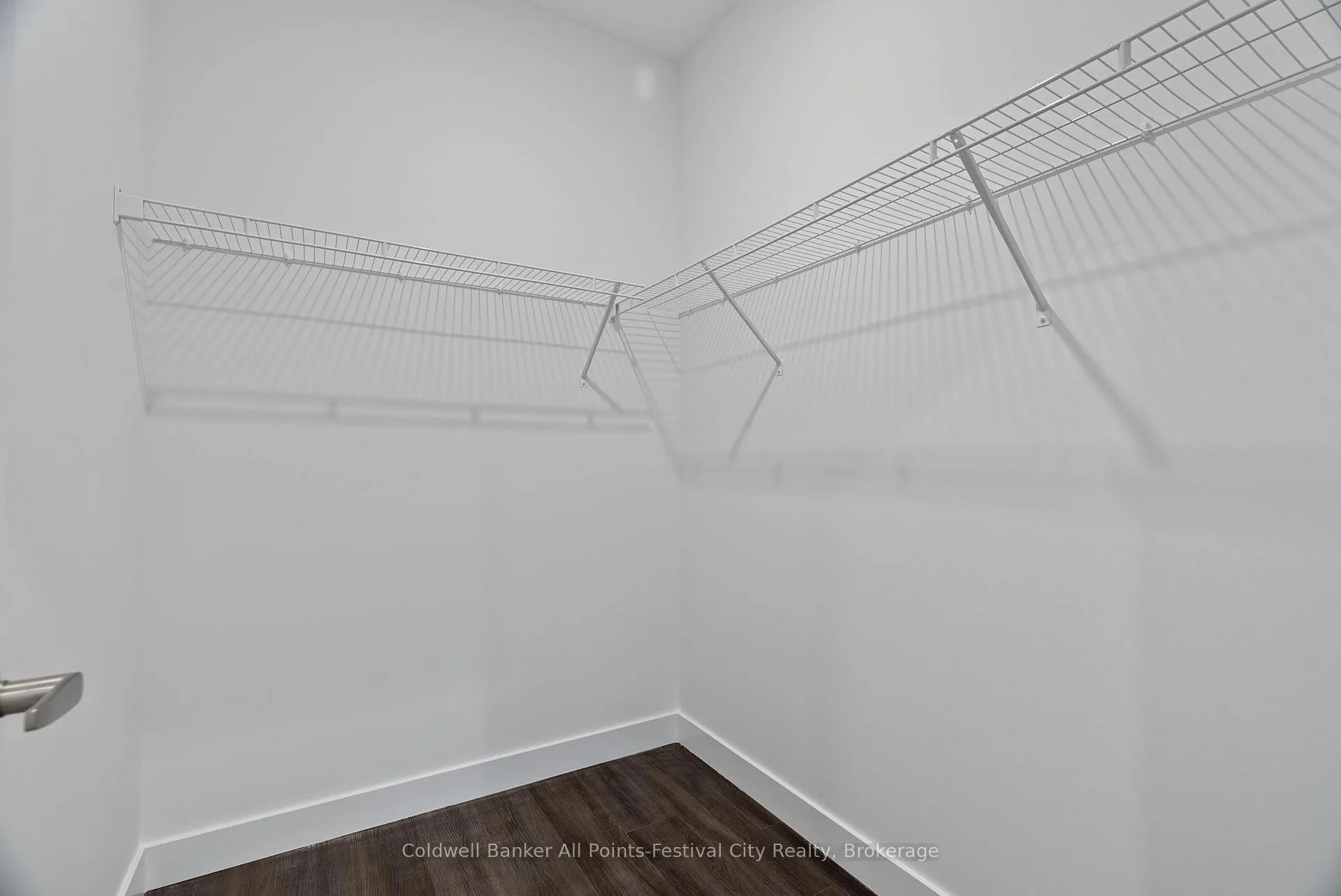 Photo 21 of 172 Park Street, Goderich, Goderich (Town) — HOMEH