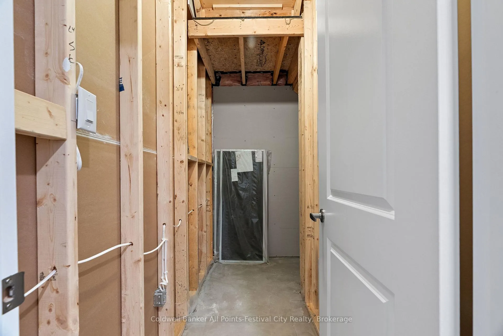 Photo 41 of 174 Park Street, Goderich, Goderich (Town) — HOMEH