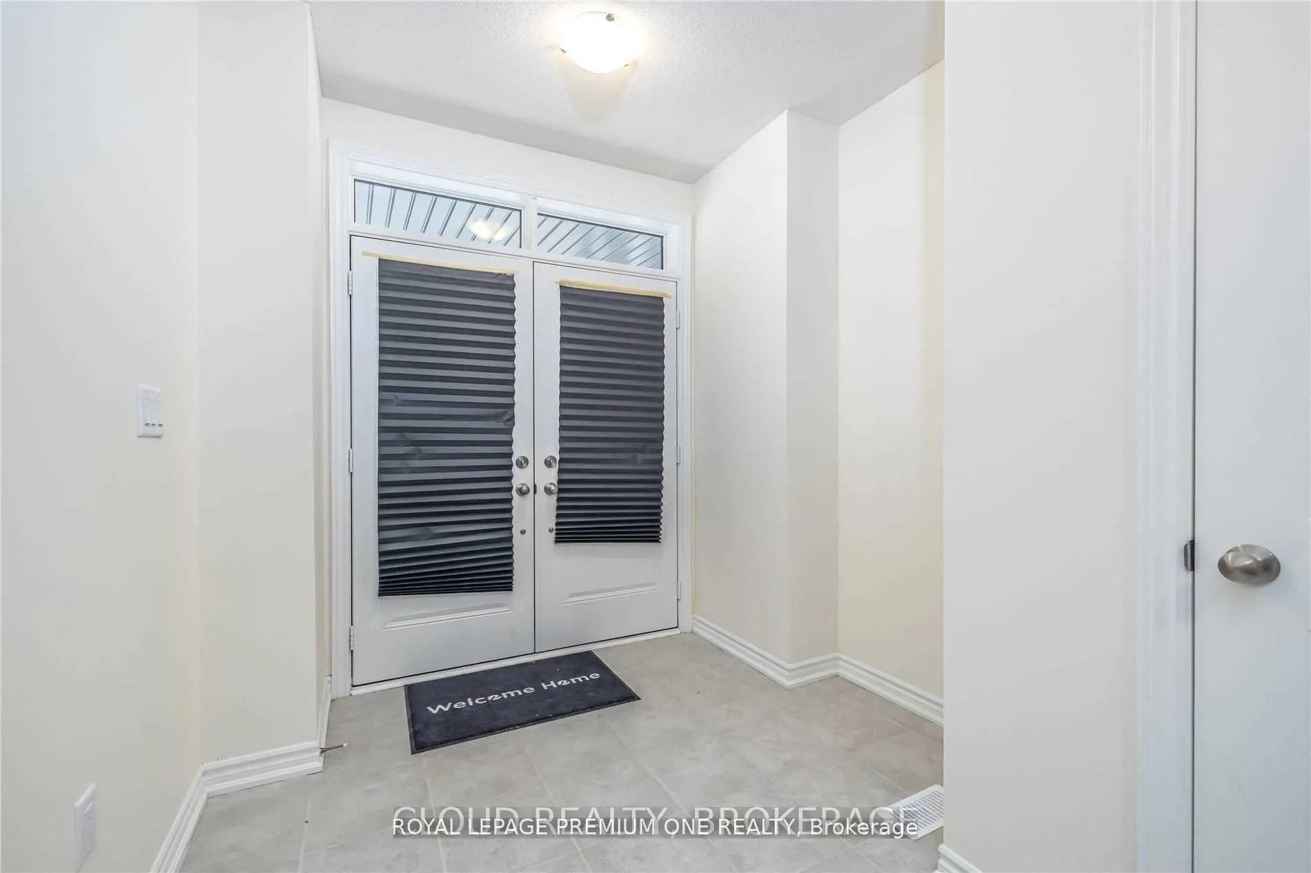Photo 7 of 24 Elsinore Street, Vaughan, Kleinburg — HOMEH