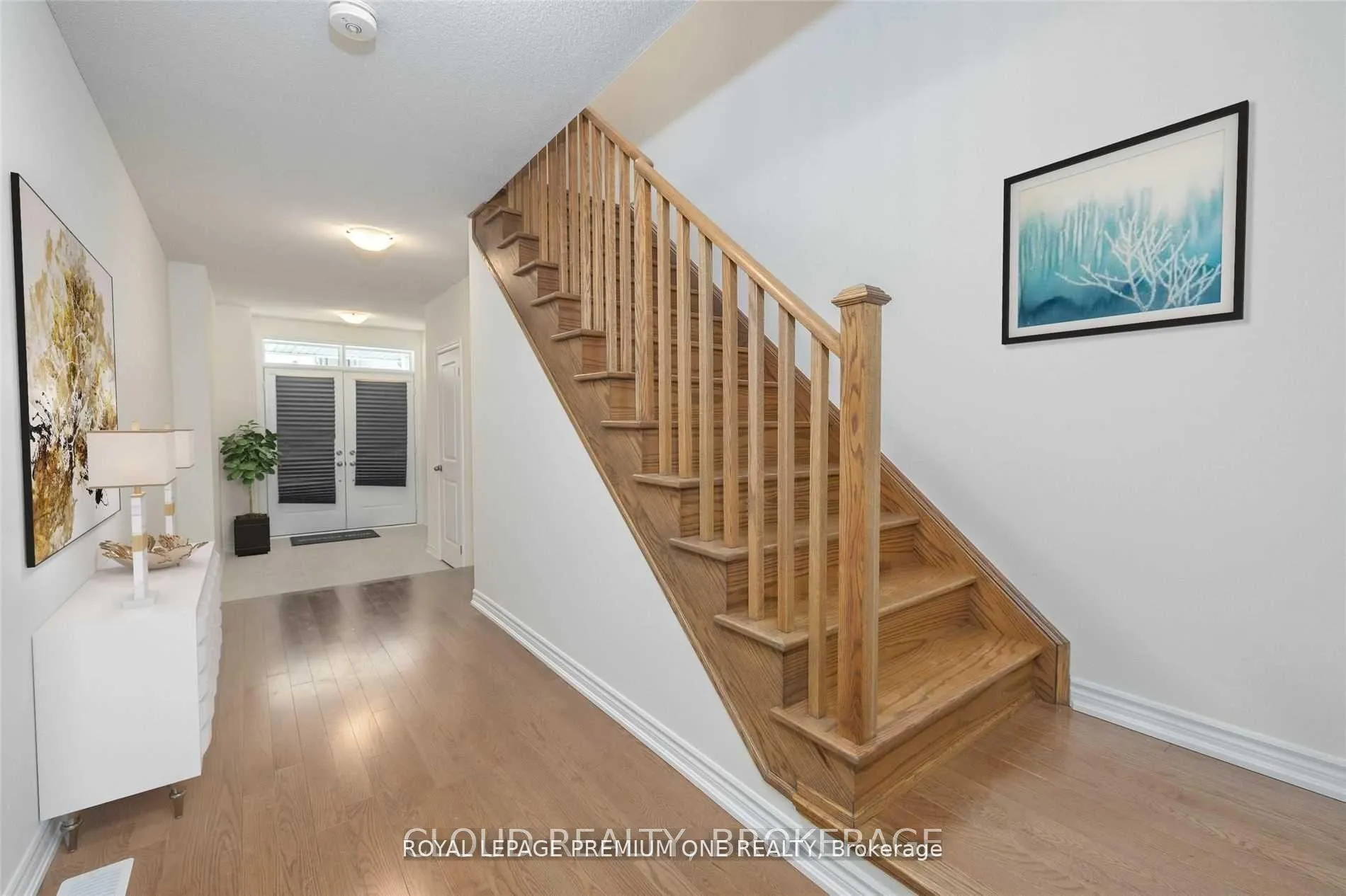 Photo 9 of 24 Elsinore Street, Vaughan, Kleinburg — HOMEH