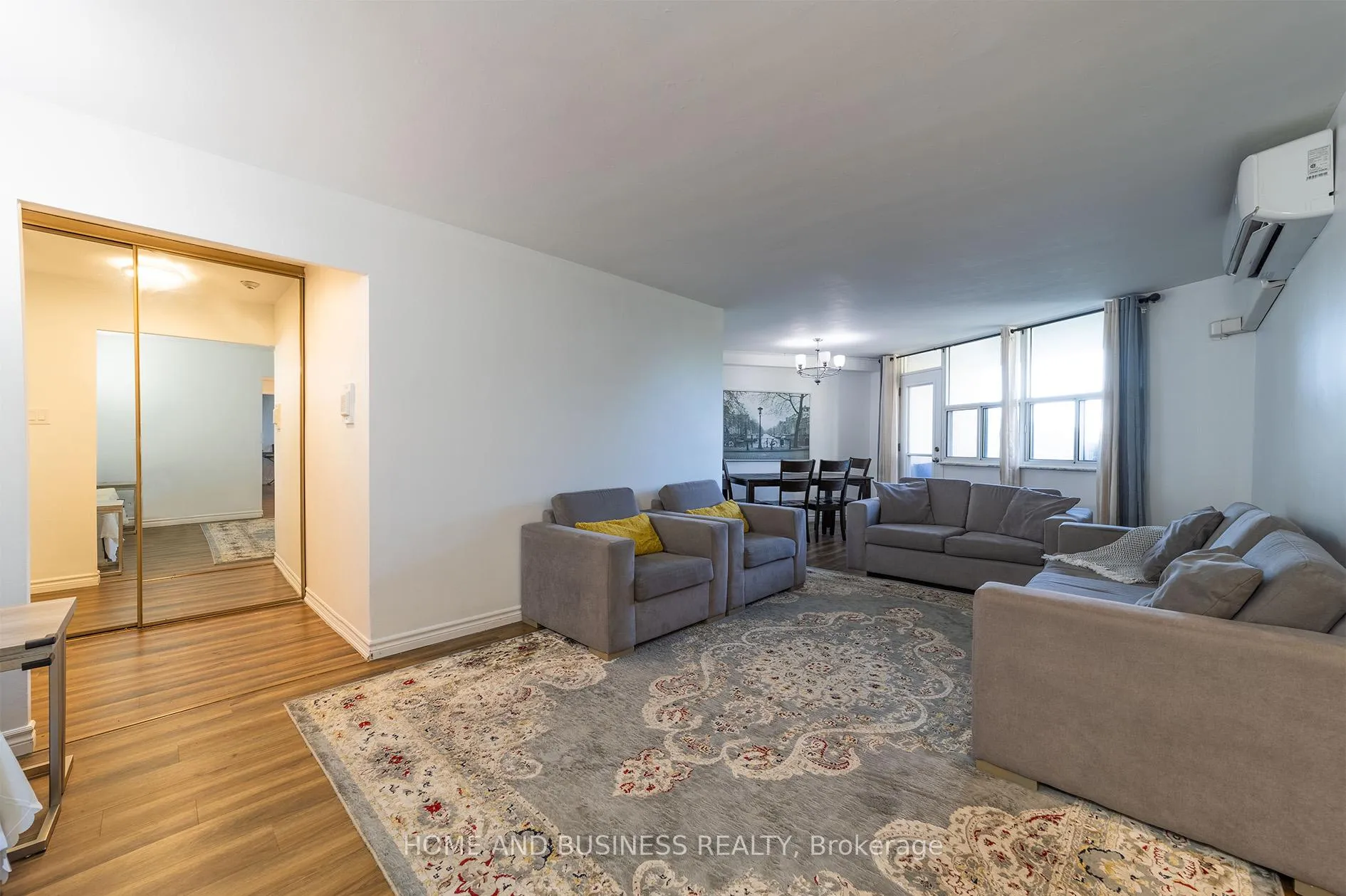 Photo 7 of Unit 403, 980 Broadview Avenue, Toronto, Broadview North — HOMEH