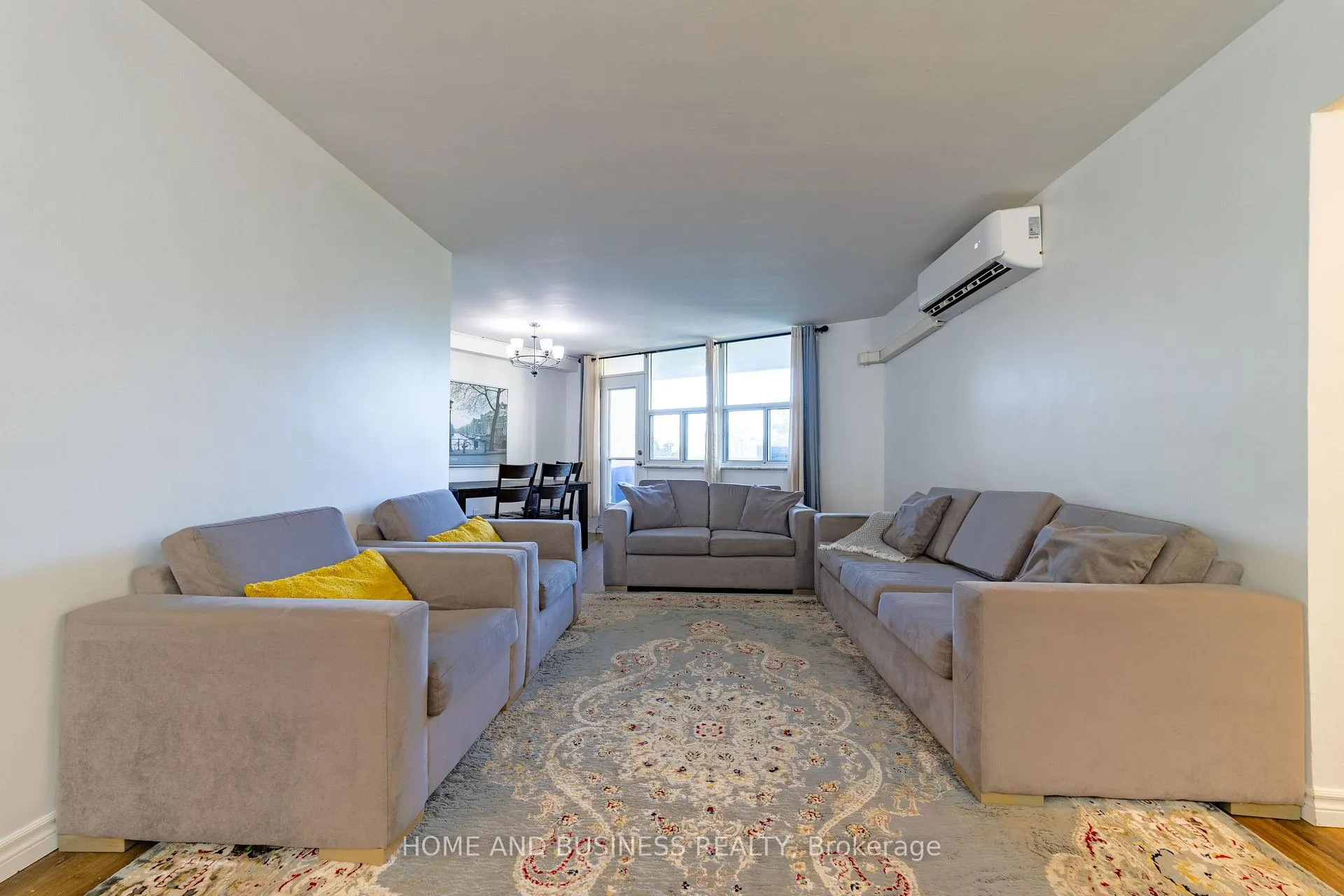 Photo 11 of Unit 403, 980 Broadview Avenue, Toronto, Broadview North — HOMEH