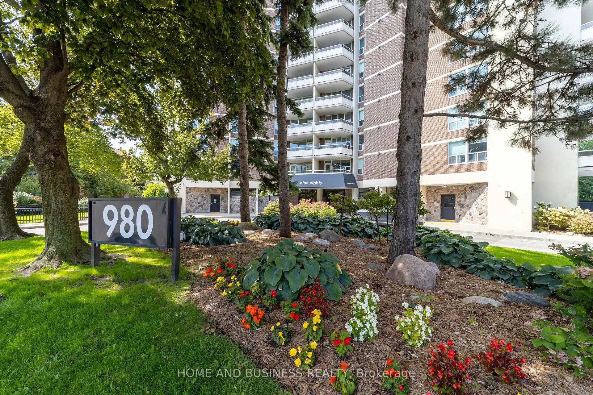 Photo 35 of Unit 403, 980 Broadview Avenue, Toronto, Broadview North — HOMEH