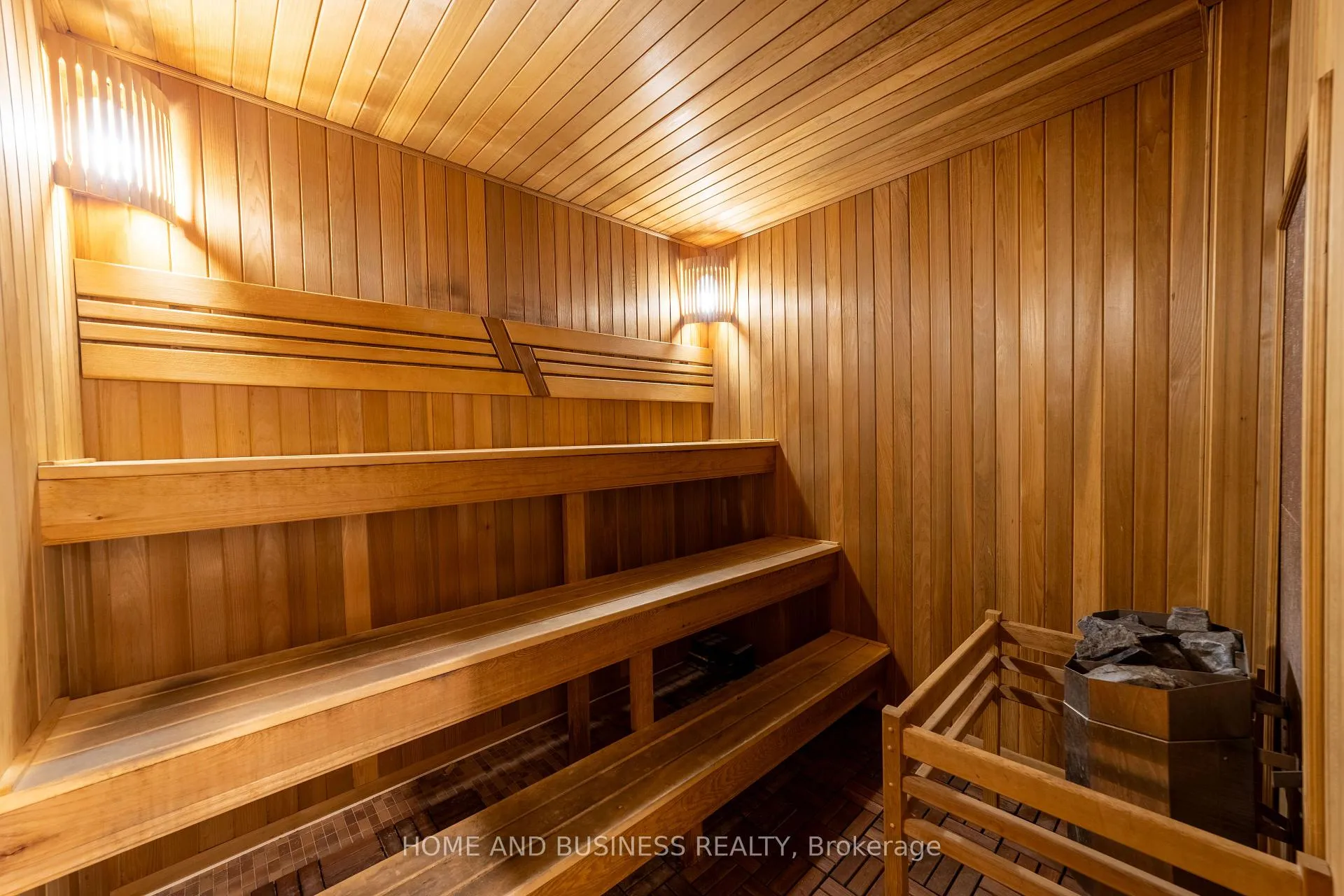 Photo 38 of Unit 403, 980 Broadview Avenue, Toronto, Broadview North — HOMEH