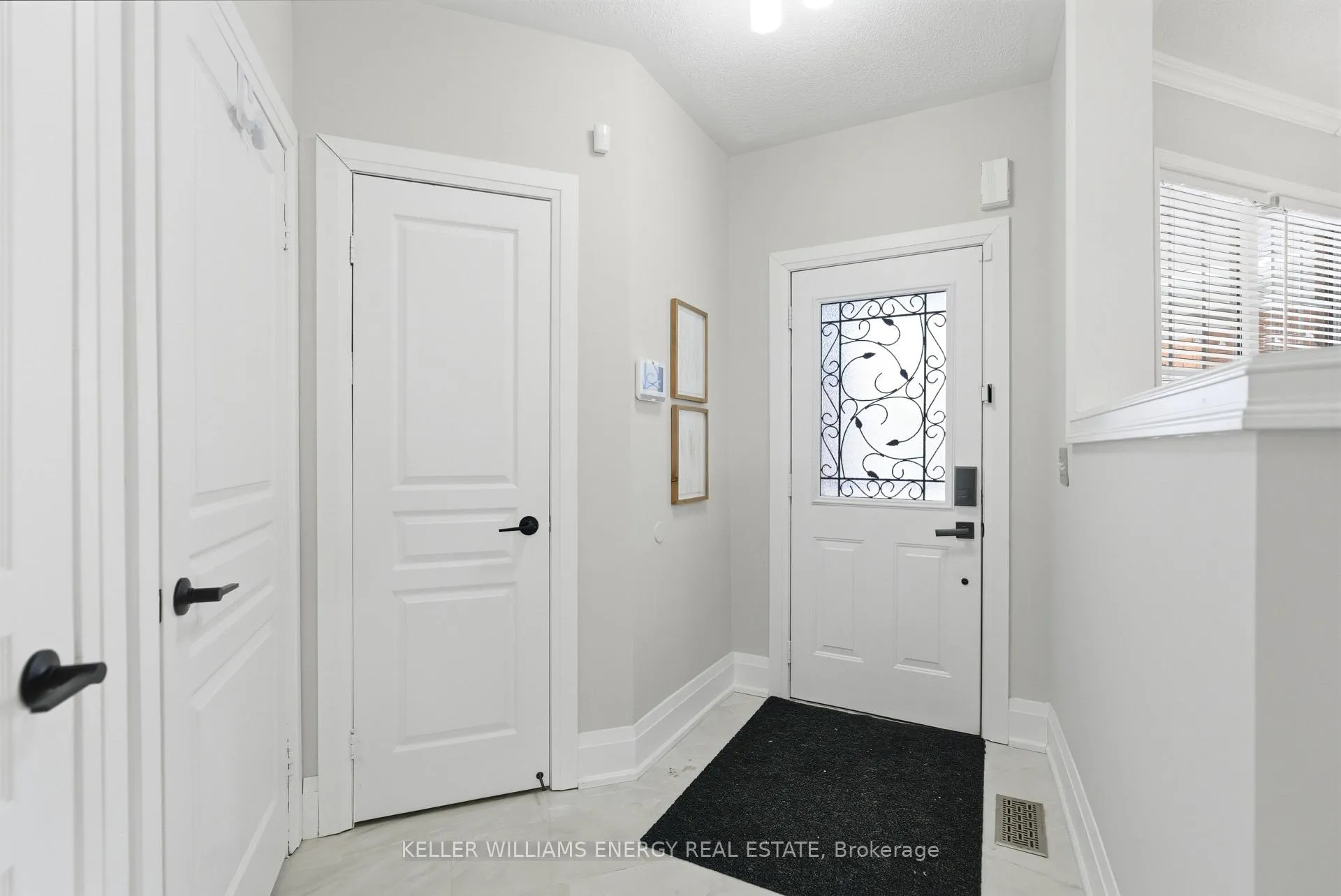 Photo 2 of 74 Shenandoah Drive, Whitby, Williamsburg — HOMEH