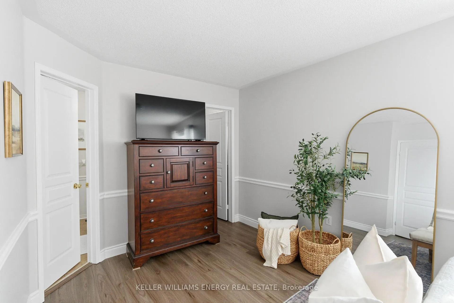 Photo 21 of 74 Shenandoah Drive, Whitby, Williamsburg — HOMEH