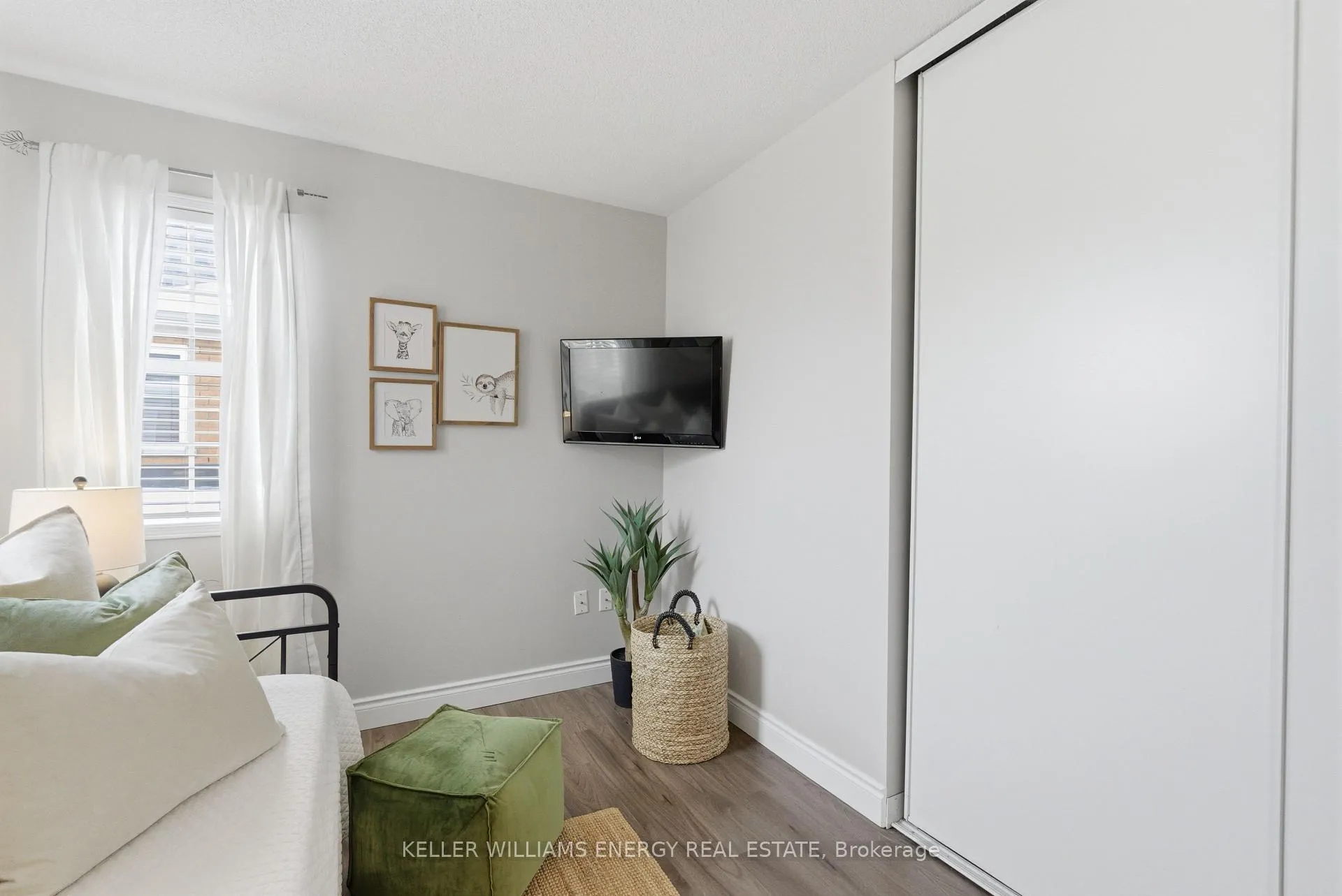Photo 30 of 74 Shenandoah Drive, Whitby, Williamsburg — HOMEH