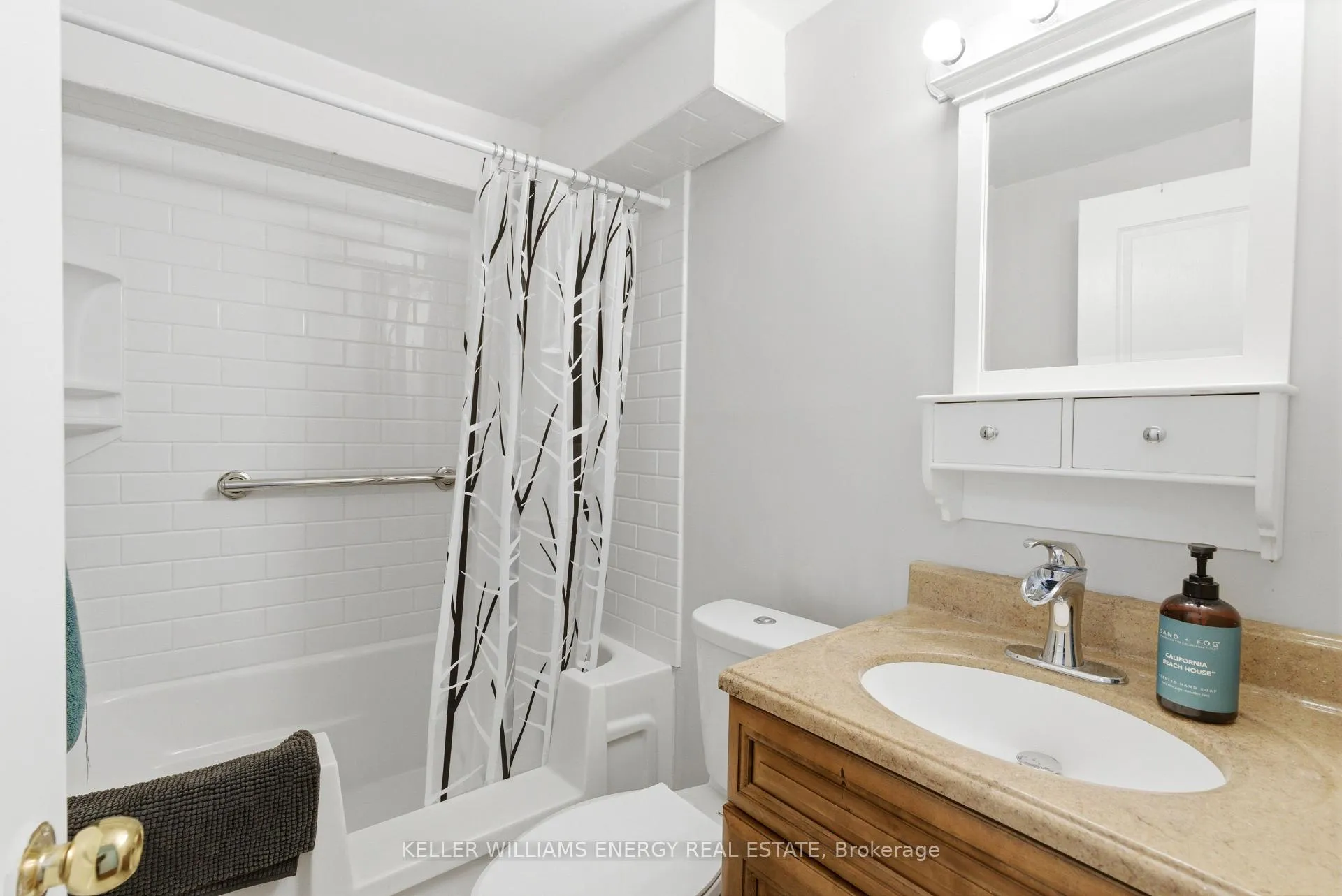 Photo 38 of 74 Shenandoah Drive, Whitby, Williamsburg — HOMEH