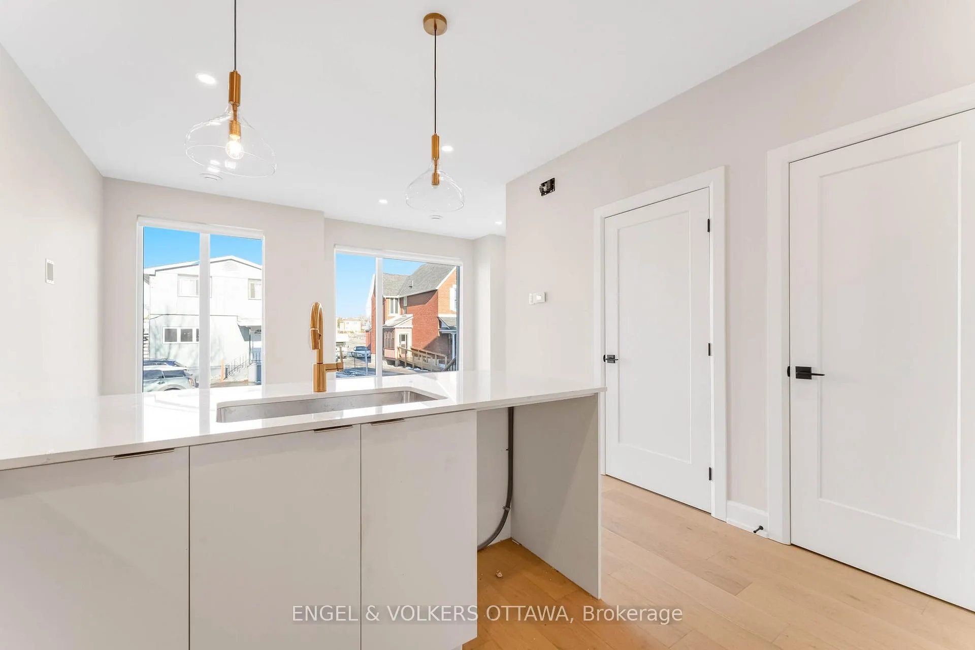 Photo 11 of Unit A, 130 Carillon Street, Ottawa, Vanier — HOMEH