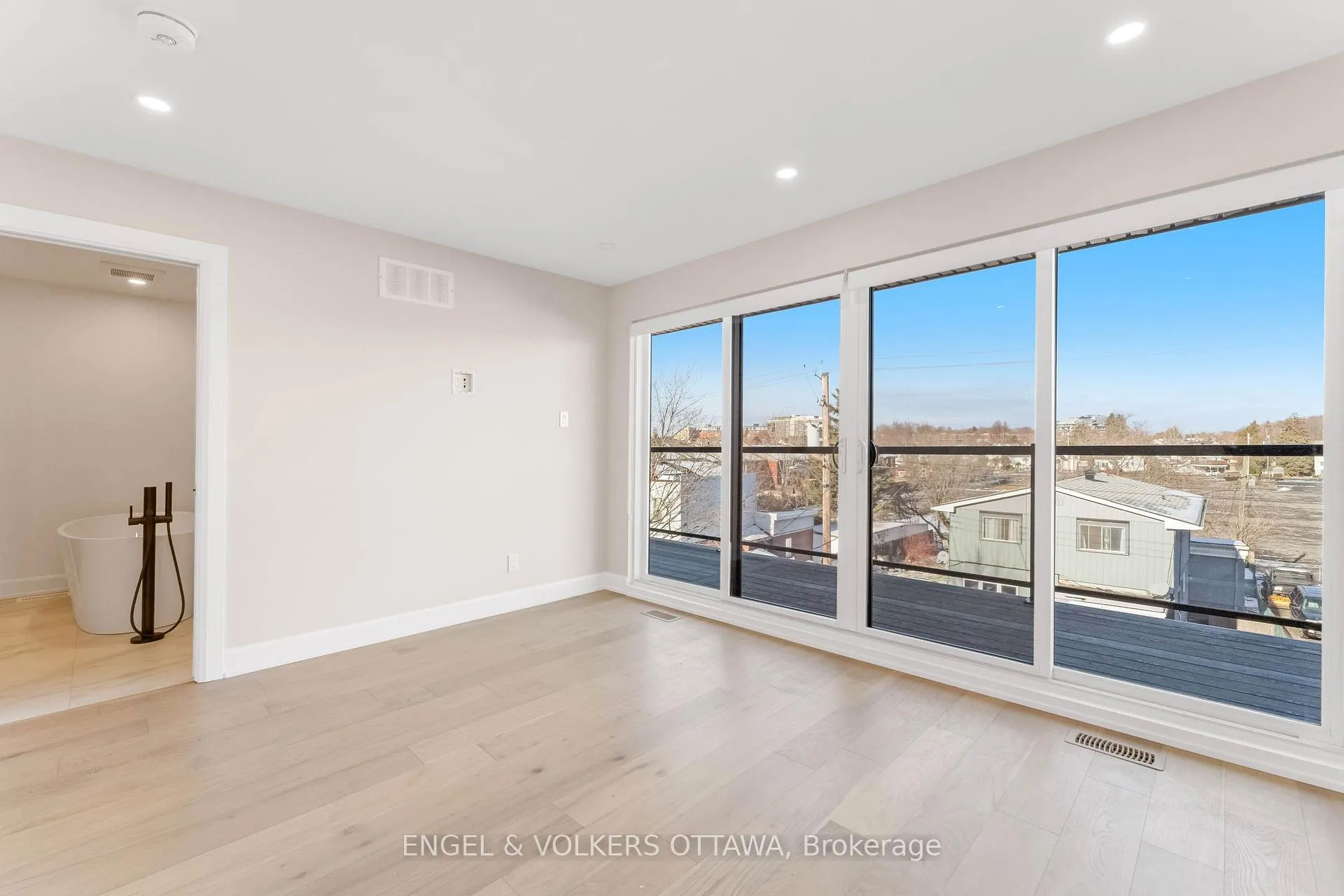 Photo 18 of Unit A, 130 Carillon Street, Ottawa, Vanier — HOMEH