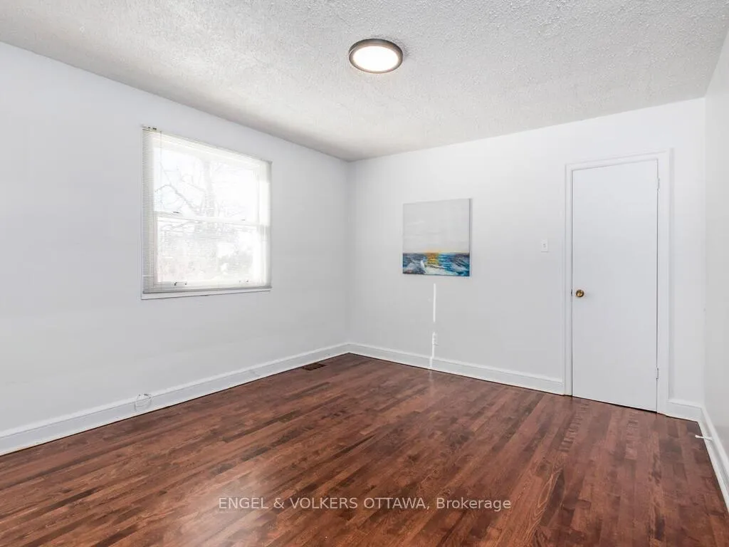 Photo 26 of 878 Dunlevie Avenue, Ottawa, McKellar Heights/Glabar Park — HOMEH