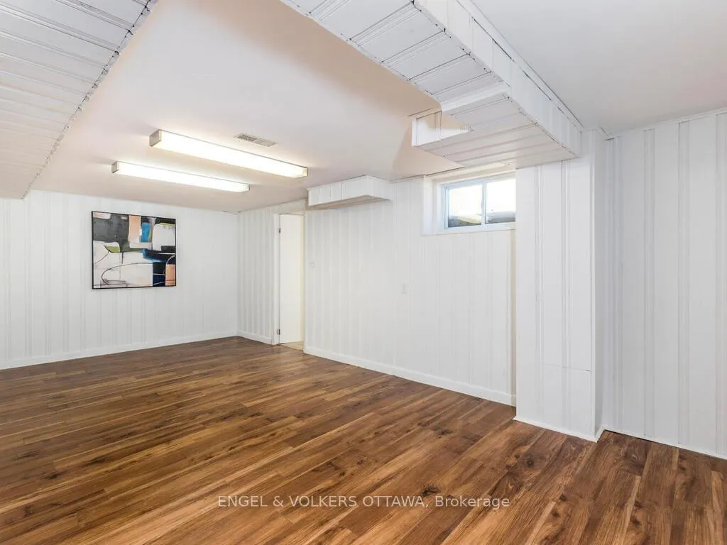 Photo 28 of 878 Dunlevie Avenue, Ottawa, McKellar Heights/Glabar Park — HOMEH