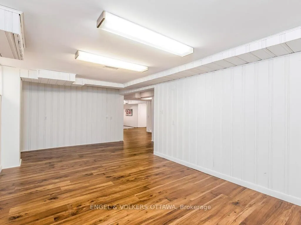 Photo 29 of 878 Dunlevie Avenue, Ottawa, McKellar Heights/Glabar Park — HOMEH