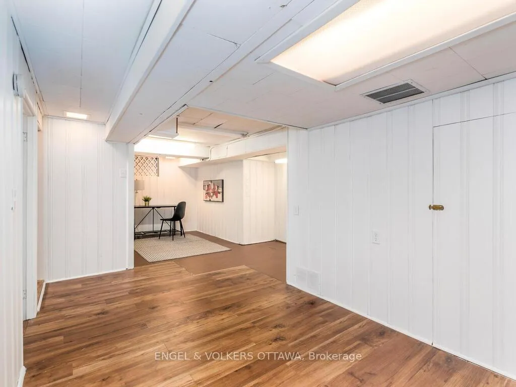 Photo 30 of 878 Dunlevie Avenue, Ottawa, McKellar Heights/Glabar Park — HOMEH