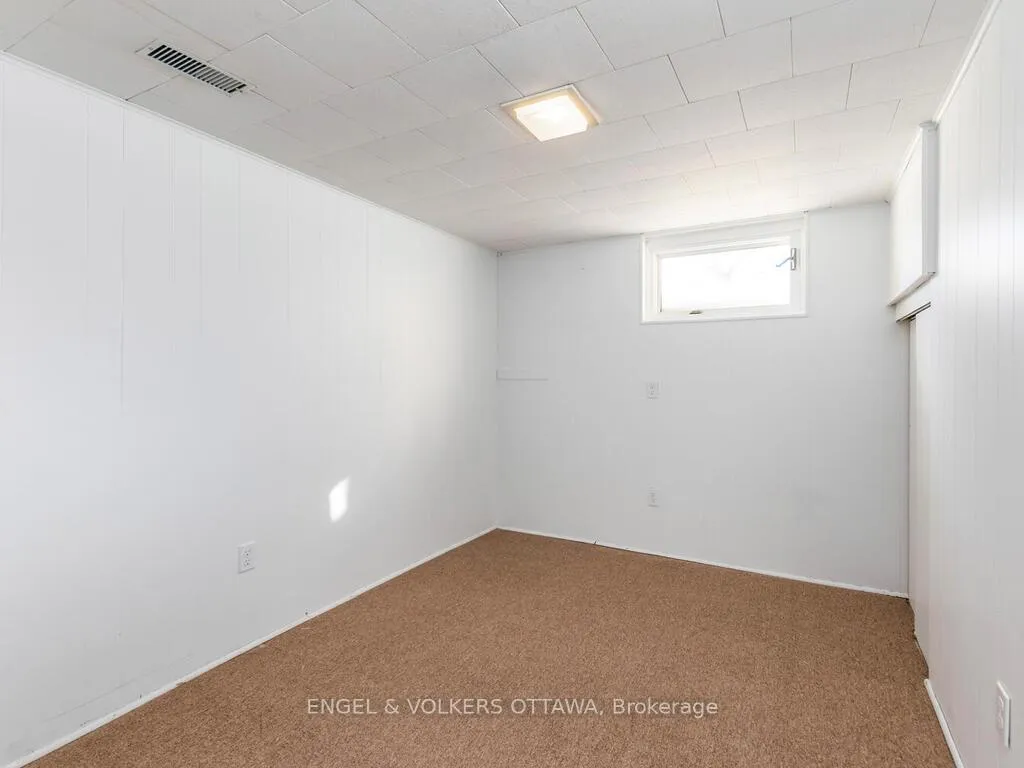 Photo 33 of 878 Dunlevie Avenue, Ottawa, McKellar Heights/Glabar Park — HOMEH