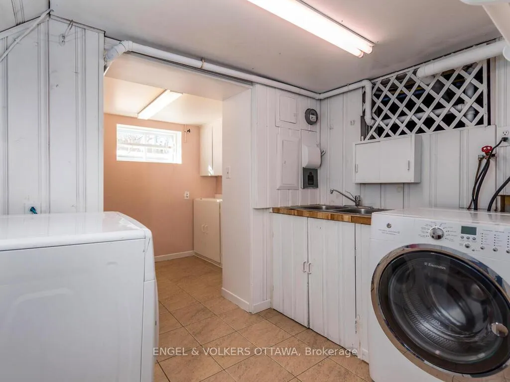 Photo 34 of 878 Dunlevie Avenue, Ottawa, McKellar Heights/Glabar Park — HOMEH