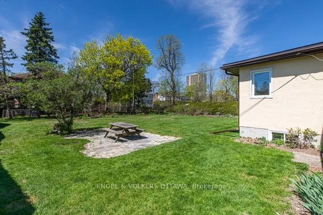 Photo 49 of 878 Dunlevie Avenue, Ottawa, McKellar Heights/Glabar Park — HOMEH