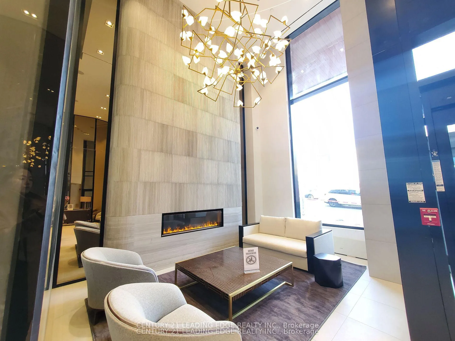 Photo 1 of Unit 328, 2020 Bathurst Street, Toronto, Humewood-Cedarvale — HOMEH