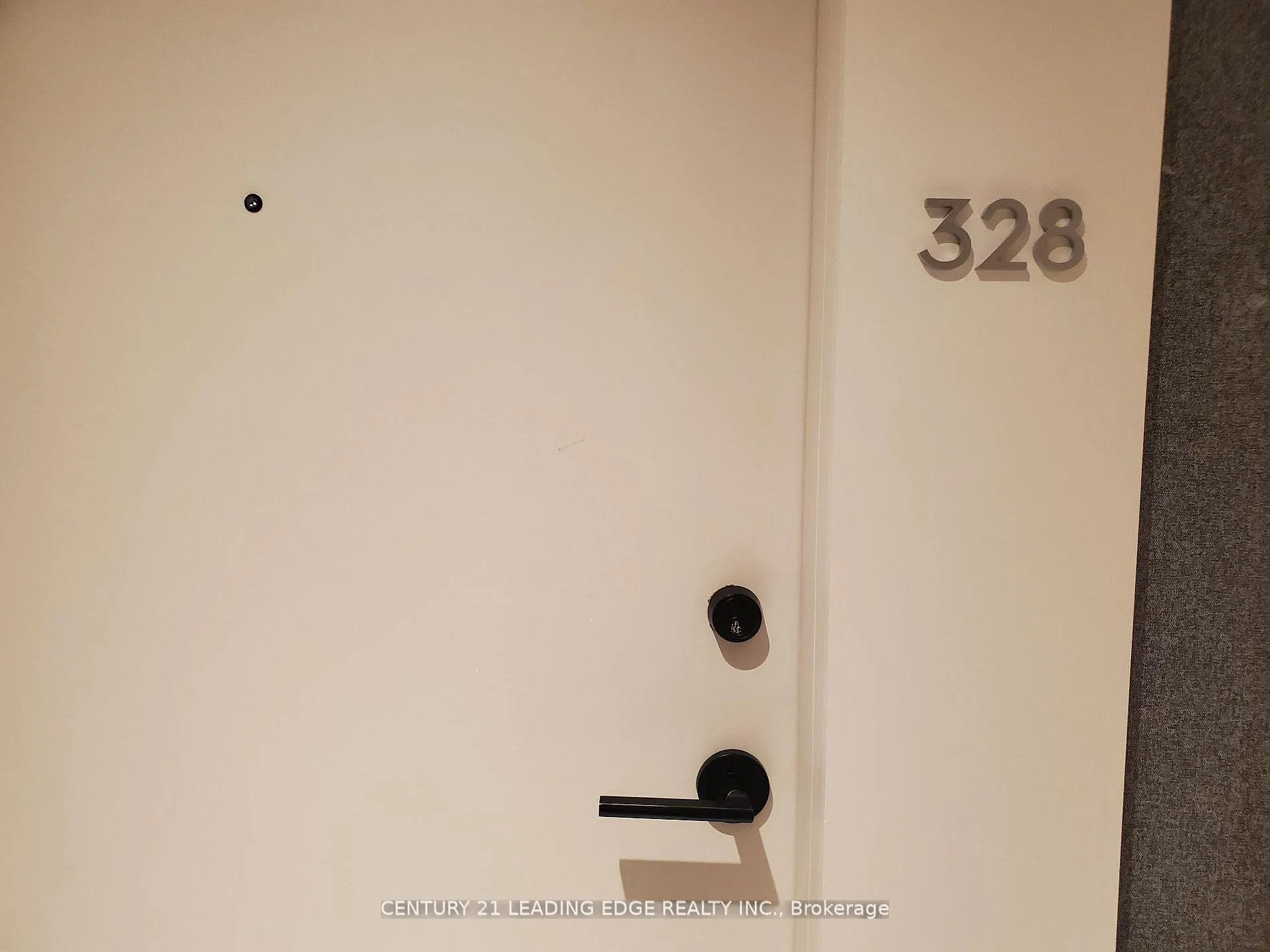 Photo 3 of Unit 328, 2020 Bathurst Street, Toronto, Humewood-Cedarvale — HOMEH