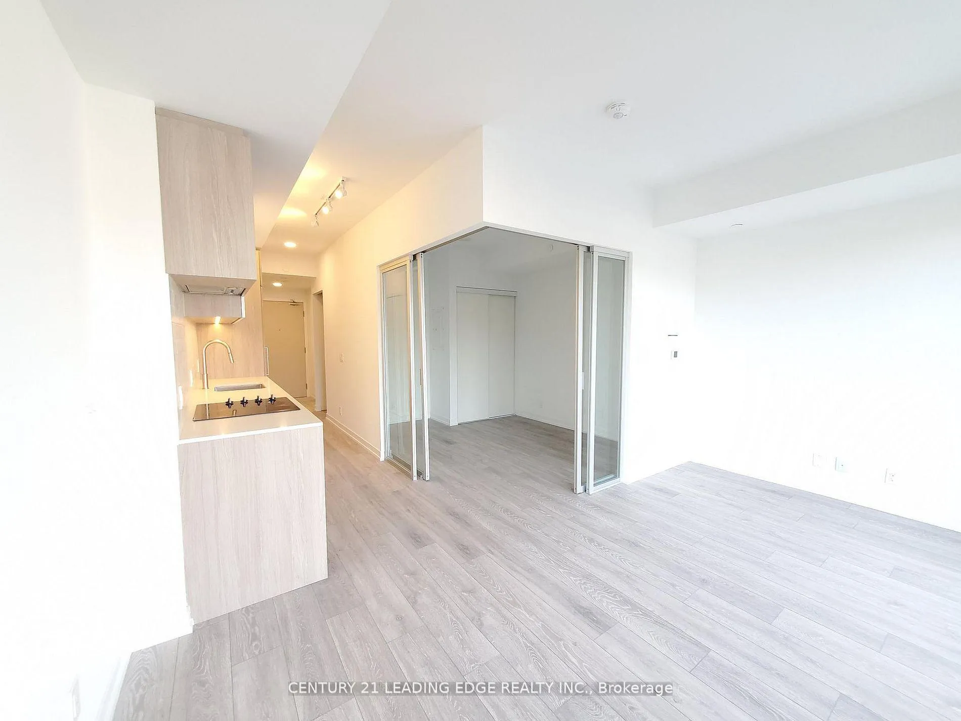 Photo 10 of Unit 328, 2020 Bathurst Street, Toronto, Humewood-Cedarvale — HOMEH